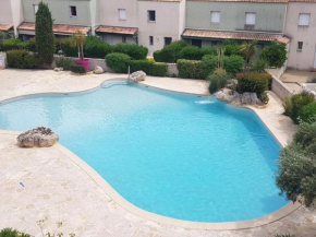Pavillon à Valras-Plage avec Piscine, Jardinet, Proche Plage et Commerces, Capacité 6 Personnes - FR-1-701-23